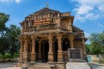 విగ్రహం లేని విశిష్ట...